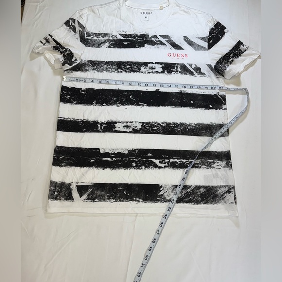 Guess Black and White Striped Men's CrewTee. Size XL - Picture 6 of 7